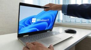 3 Ways to Install Windows 11 on Older, Unsupported PCs