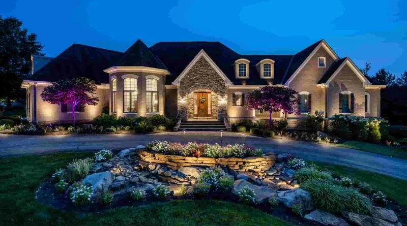 The Benefits of Smart Landscape Lighting Systems for Modern Homes