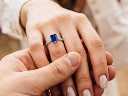 Why are a Few Couples now Choosing Colored Gemstones Over Diamonds?